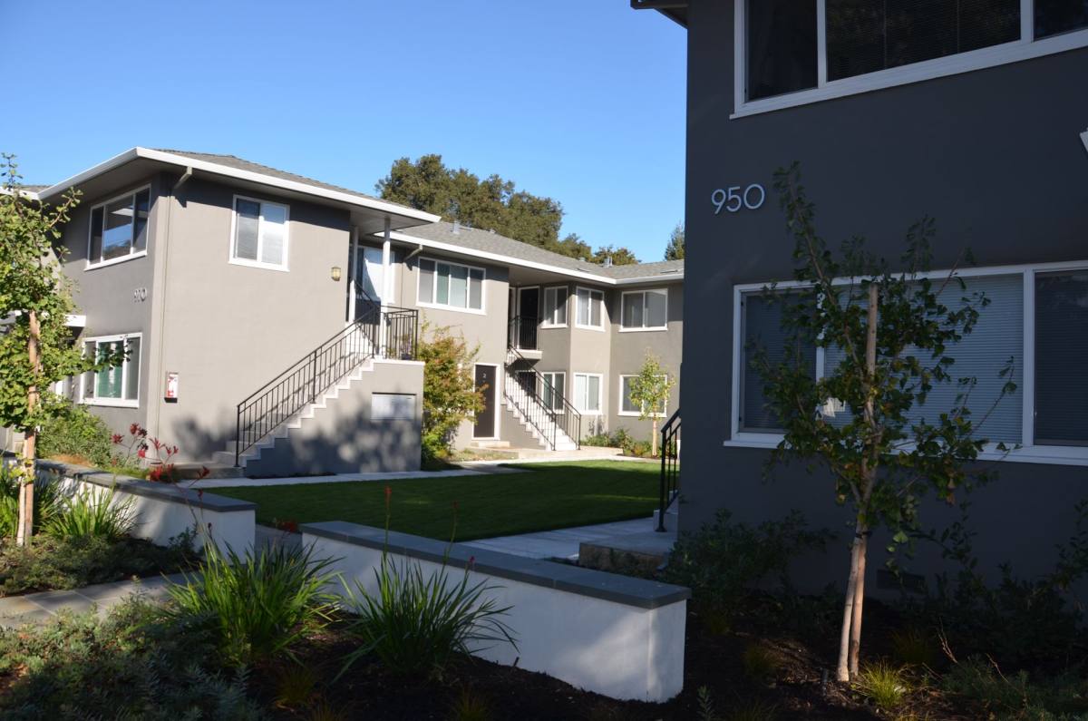 Apartment for rent at 950-970 Crane St, Menlo Park, CA 94025