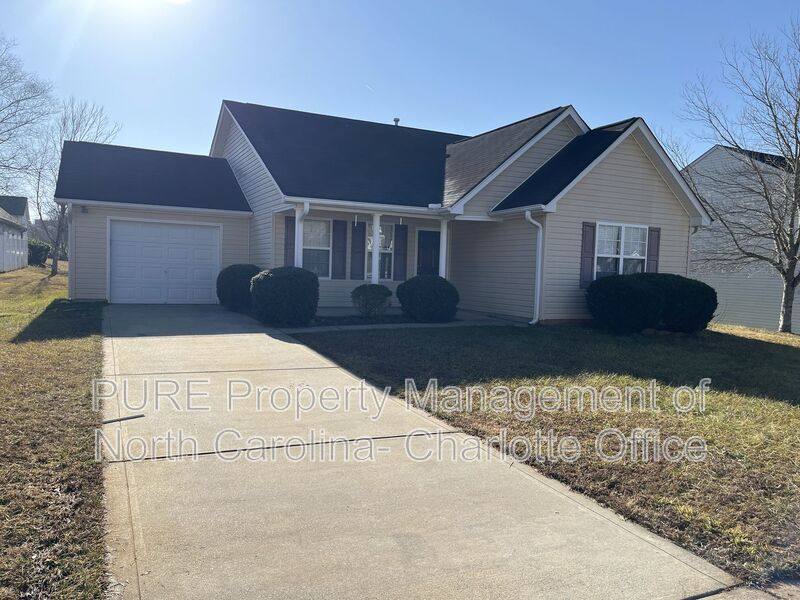 House for rent at 160 Vermillion Loop, Statesville, NC 28625