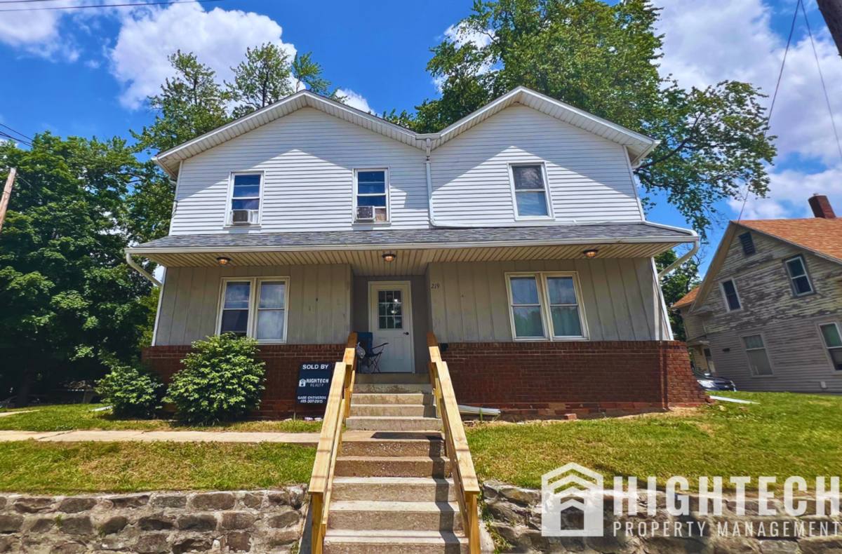 Apartment for rent at 219 E McPherson Highway, Clyde, OH 43410