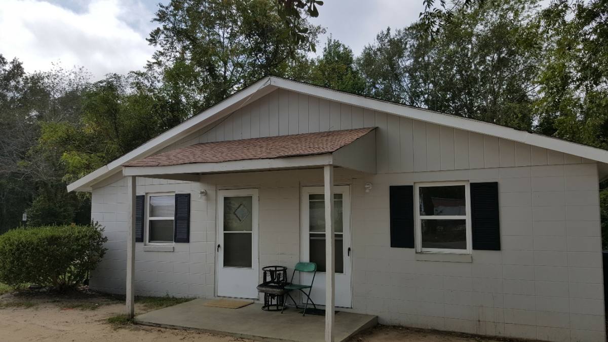 Apartment for rent at 406 Kingsby St, Dublin, GA 31021