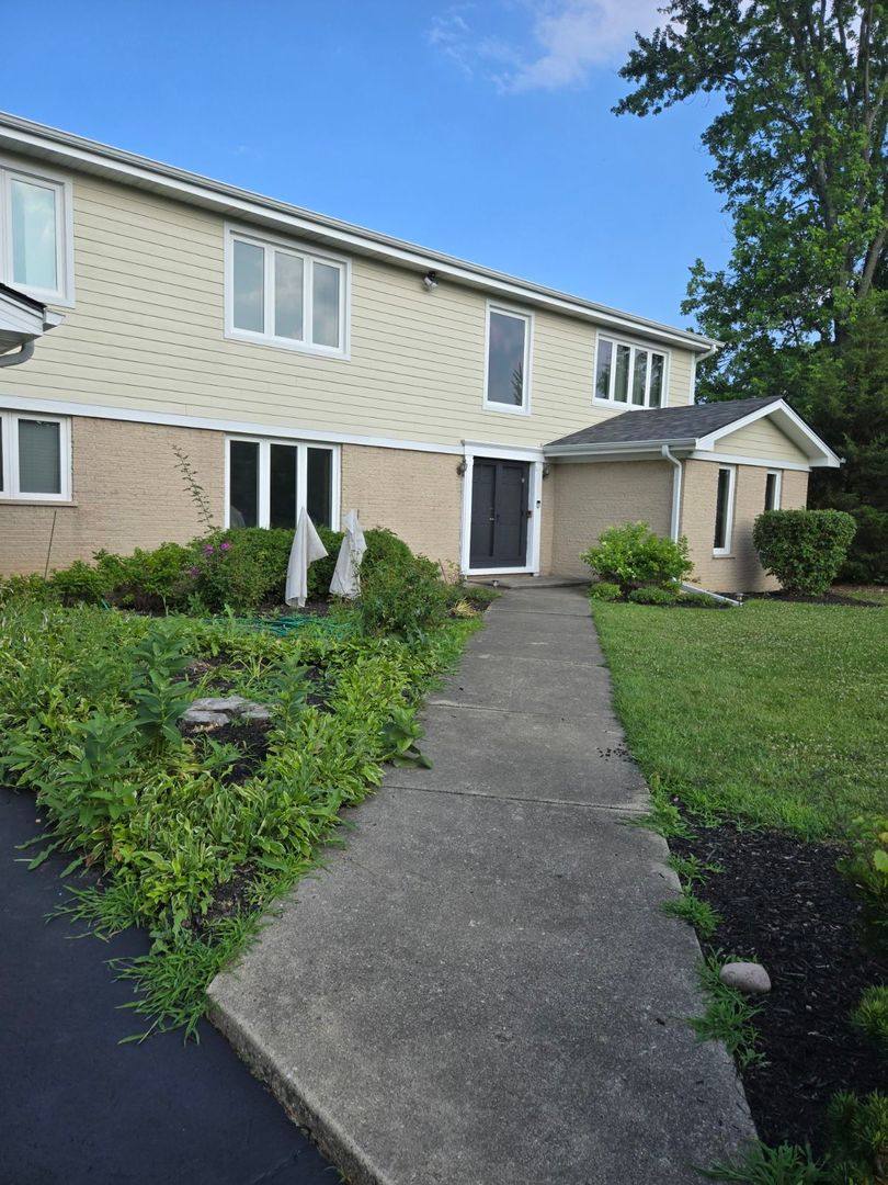 House for rent at 2175 Kipling Lane, Highland Park, IL 60035