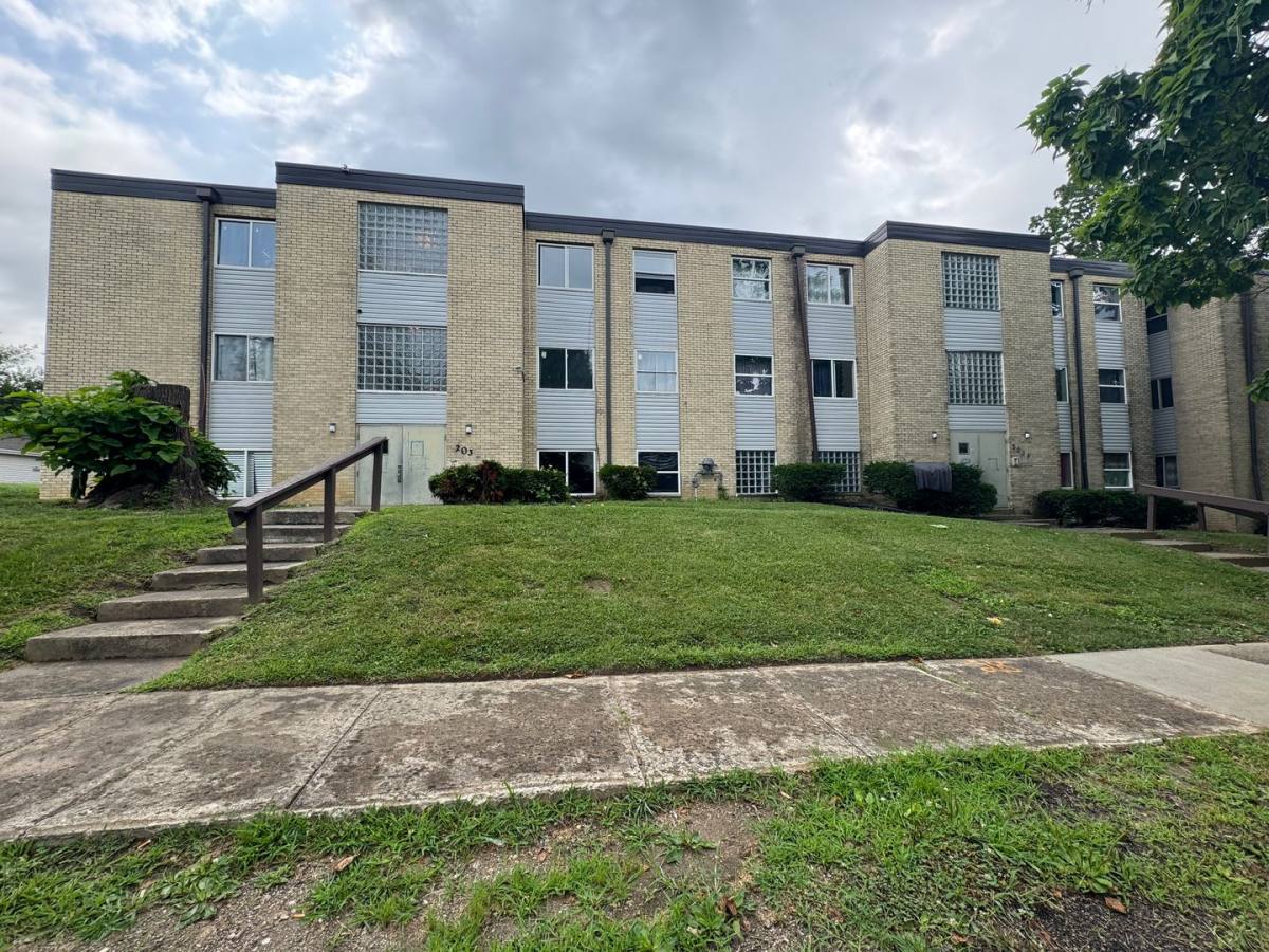 Apartment for rent at 2030 Catalpa Dr, Dayton, OH 45406