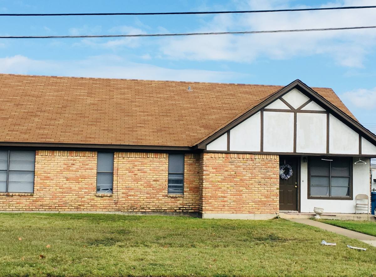 House for rent at 111 N Lindenwood Lane, Hewitt, TX 76643
