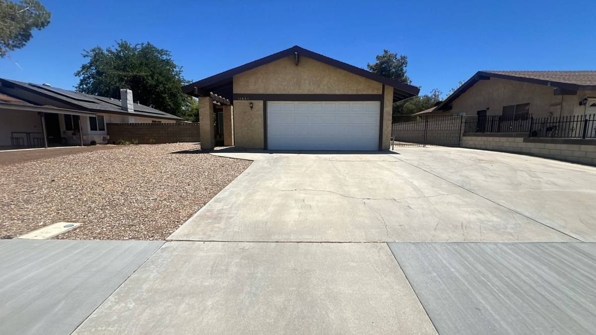 House for rent at 44824 Denmore Ave, Lancaster, CA 93535
