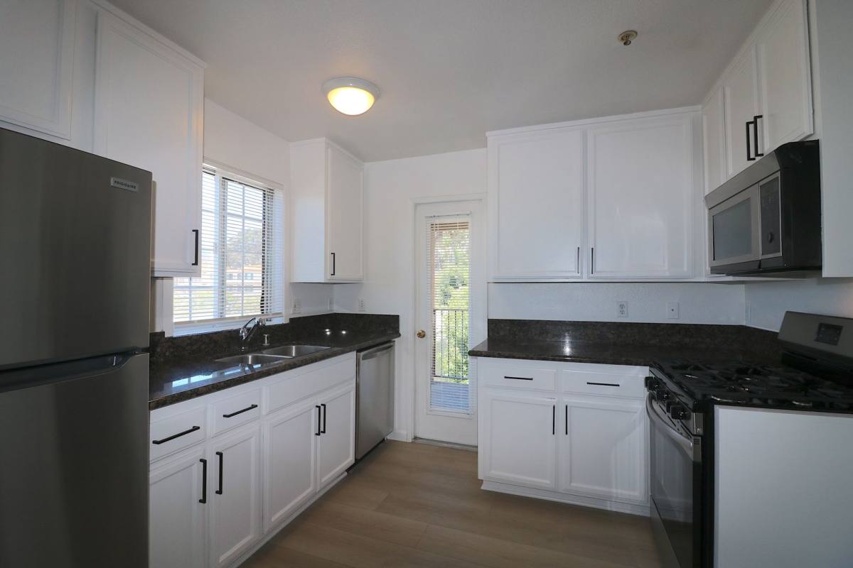 Apartment for rent at 1304-48 Brunner St, San Diego, CA 92110