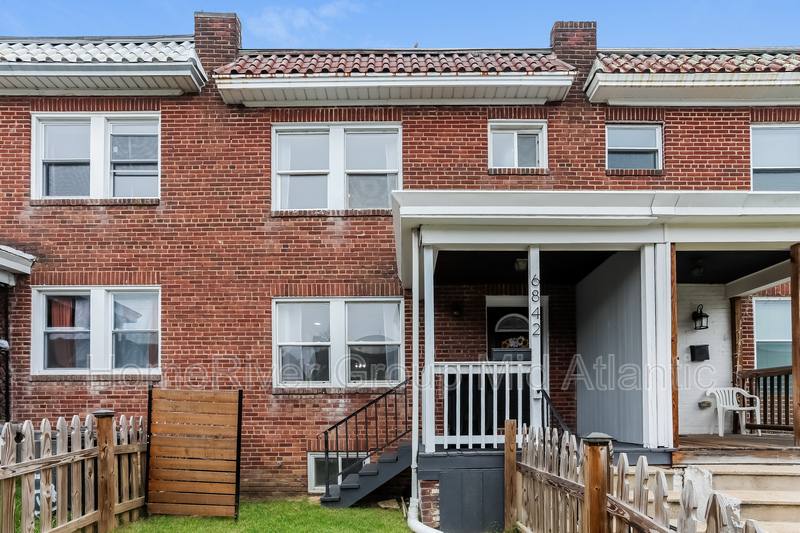 Townhouse for rent at 6842 Dunbar Rd, Dundalk, MD 21222
