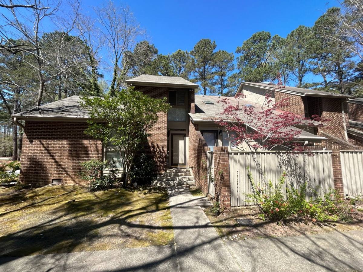 Townhouse for rent at 1 Gardenwood Court, Columbia, SC 29209