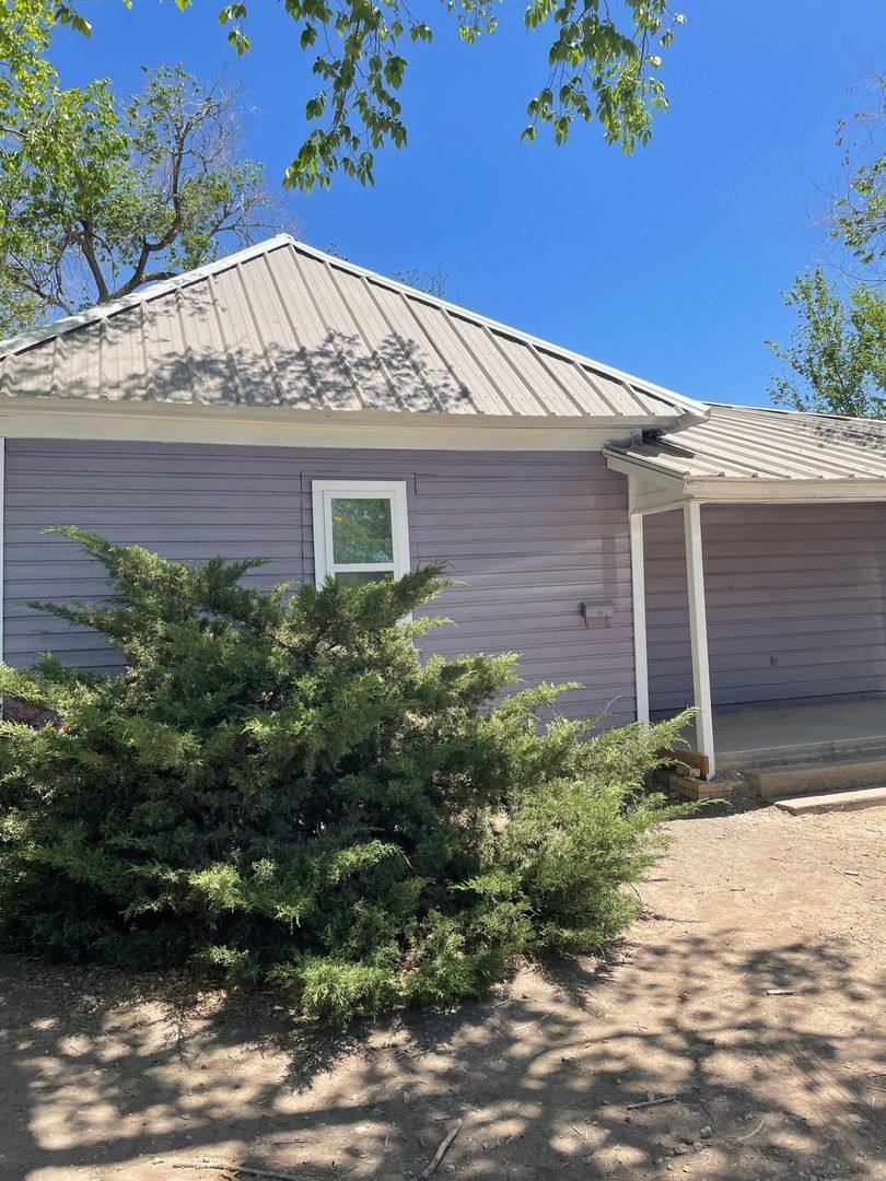 House for rent at 107 S Lea Main House #390, Roswell, NM 88203