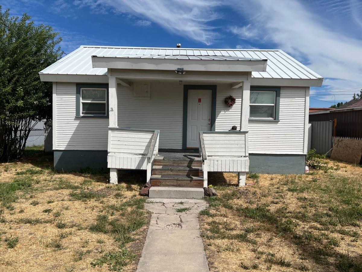 House for rent at 2039 Wantland Ave, Klamath Falls, OR 97601