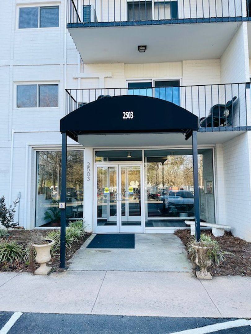 Condo for rent at 2503 Roswell Ave, Charlotte, NC 28209