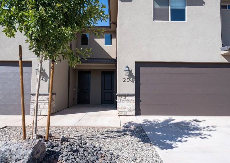 Townhouse for rent at 1005 N Tortoise Rock Dr #29, Washington, UT 84780