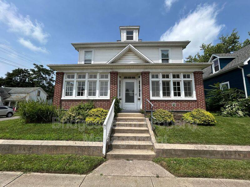 House for rent at 4345 S Mulberry St, Troy, OH 45373