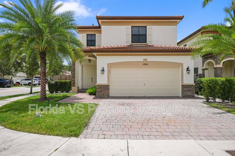 House for rent at 10016 NW 89 Terrace, Miami, FL 33178