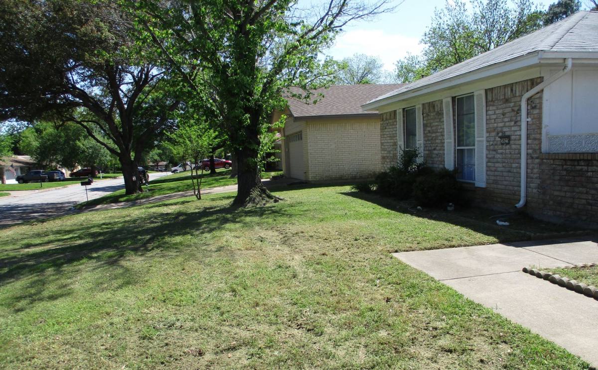 House for rent at 3625 Stephenson Dr, Bedford, TX 76021