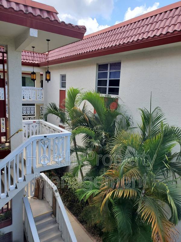 Condo for rent at 1012 Pearce Dr #304, Clearwater, FL 33764