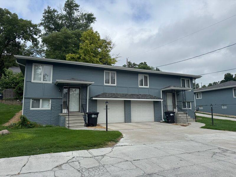 House for rent at 5134 Poppleton Ave, Omaha, NE 68106