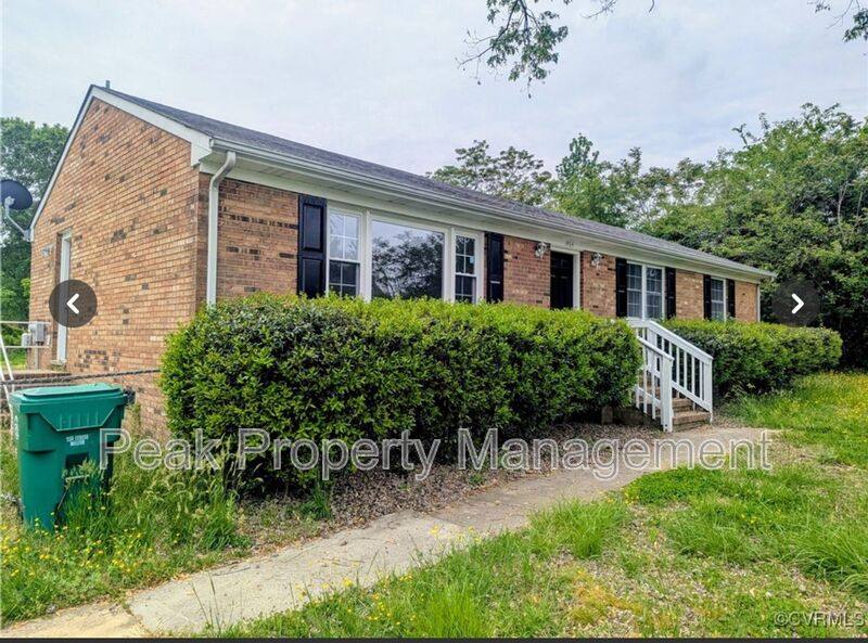 House for rent at 1464 Boisseau Dr, Petersburg, VA 23803