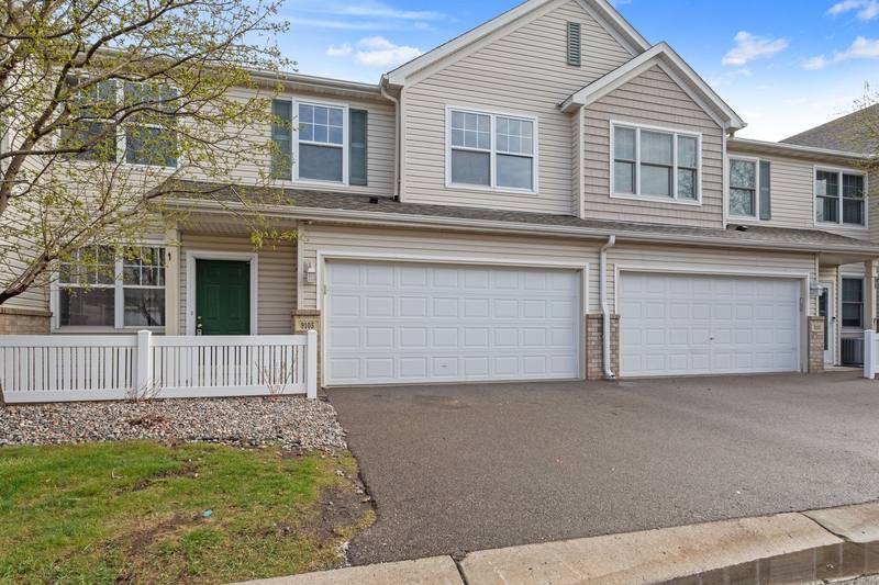 Townhouse for rent at 9105 Holly Lane N, Maple Grove, MN 55311