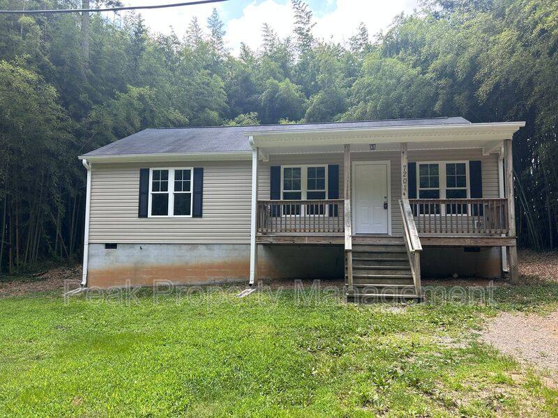 House for rent at 7201 Bennington Rd, Richmond, VA 23225