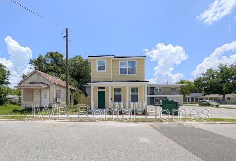 House for rent at 1148 3rd St E, Jacksonville, FL 32206