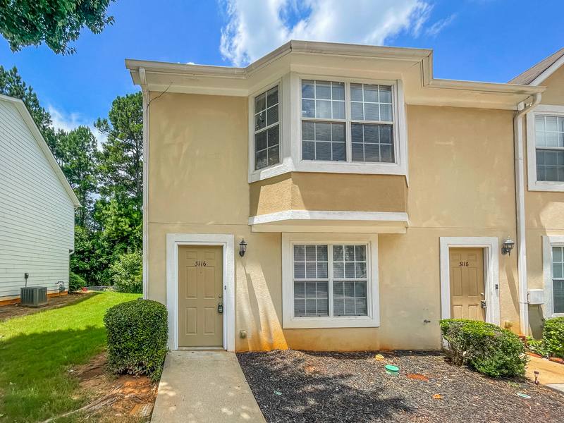 Townhouse for rent at 3116 Fields Dr, Lithonia, GA 30038