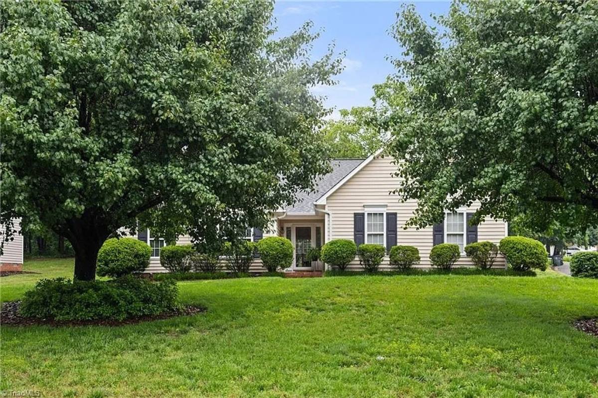 House for rent at 4800 Corinthian Way, Greensboro, NC 27410