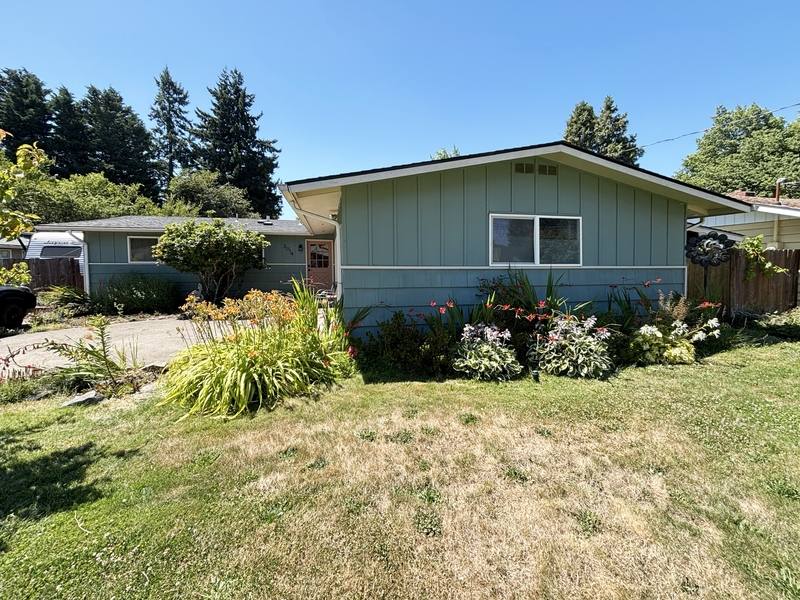 House for rent at 3014 Dalewood St, Eugene, OR 97404