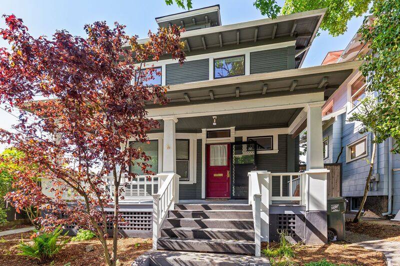 Apartment for rent at 1617 NE Couch St #1, Portland, OR 97232