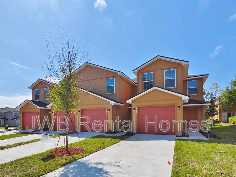 Townhouse for rent at 6816 Lake Mist Lane, Jacksonville, FL 32210