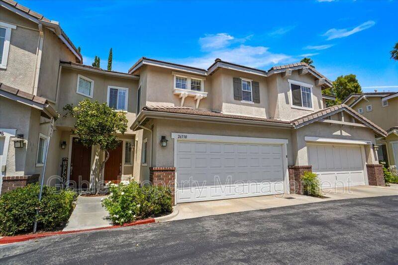 Townhouse for rent at 26530 Big Horn Way, Valencia, CA 91354