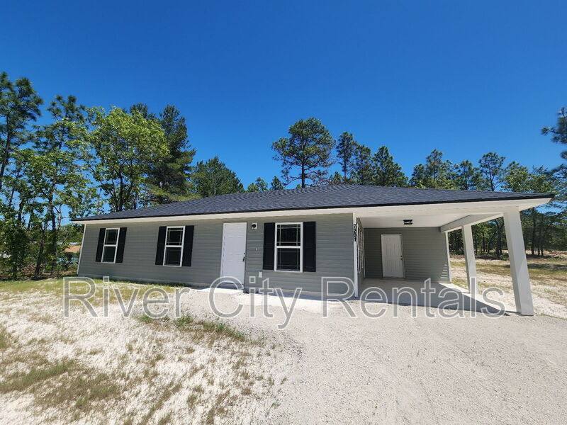 House for rent at 7123 Stetson St, Keystone Heights, FL 32656