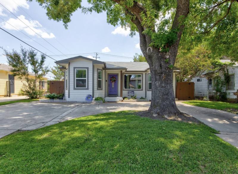 House for rent at 2933 S Hills Ave, Fort Worth, TX 76109