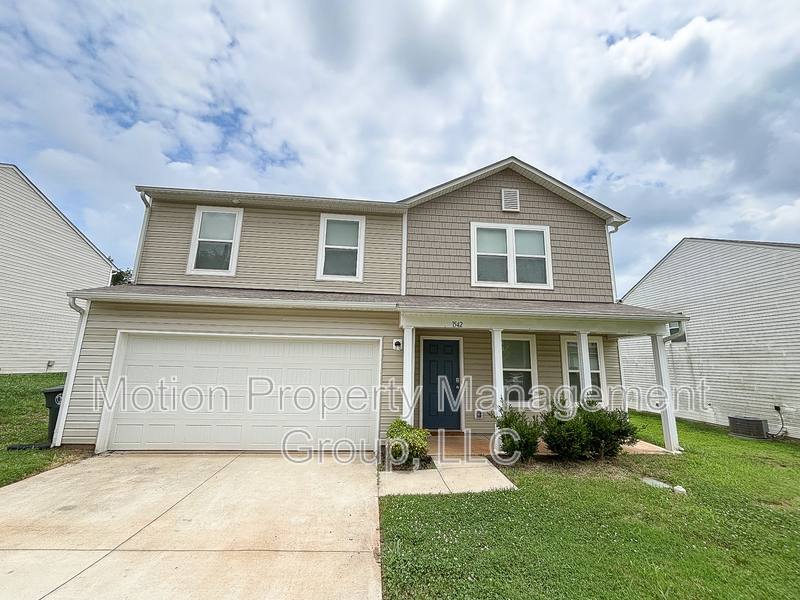House for rent at 1542 Catskill Way, Newton, NC 28658