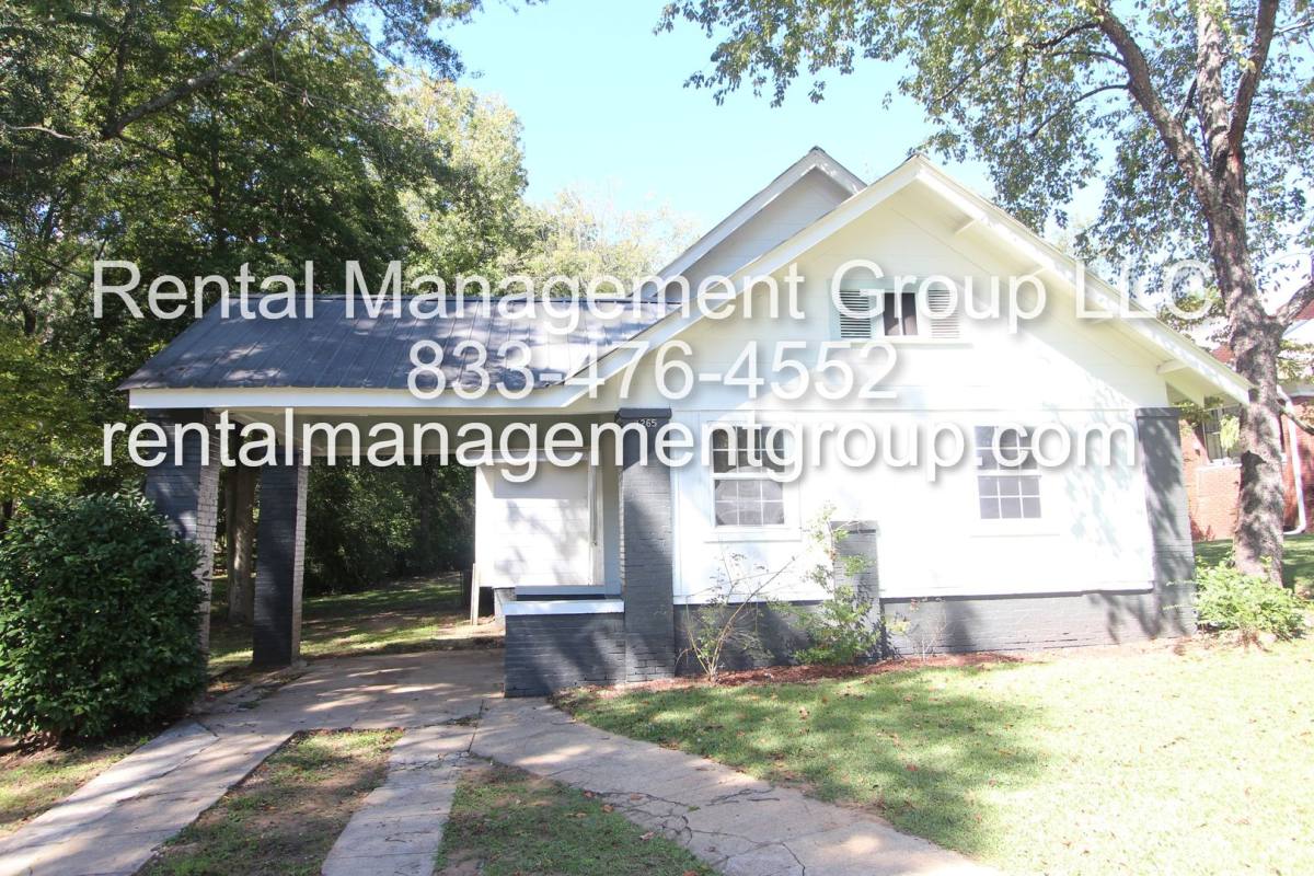 House for rent at 1265 Hueytown Rd, Bessemer, AL 35023