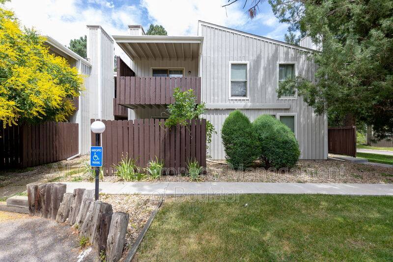 Condo for rent at 8050 Niwot Rd #16, Longmont, CO 80503