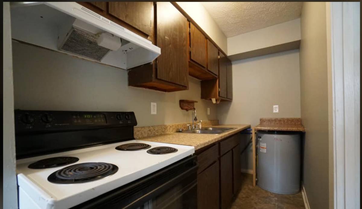 Apartment for rent at 1007 Holloway, Lafayette, IN 47905