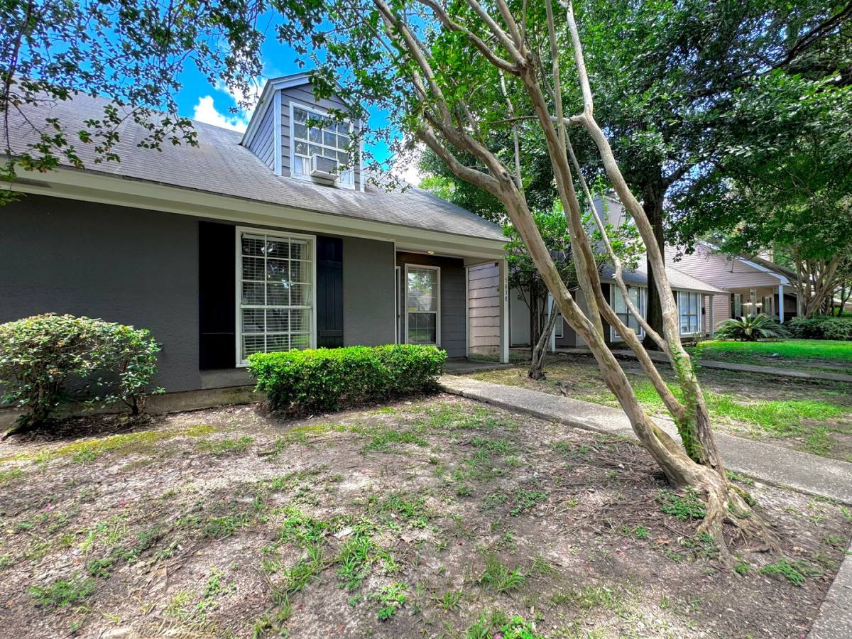 House for rent at 5038 Alvin Dark Ave, Baton Rouge, LA 70820