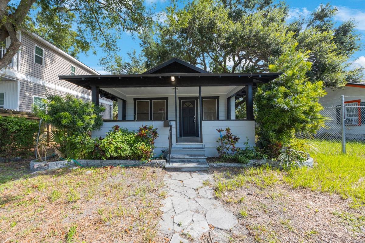 House for rent at 3417 4th Ave S, Saint Petersburg, FL 33711