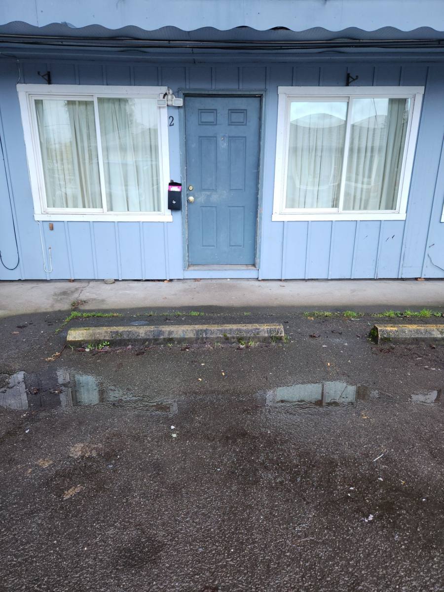 Apartment for rent at 1890 Kalmia St, Sweet Home, OR 97386