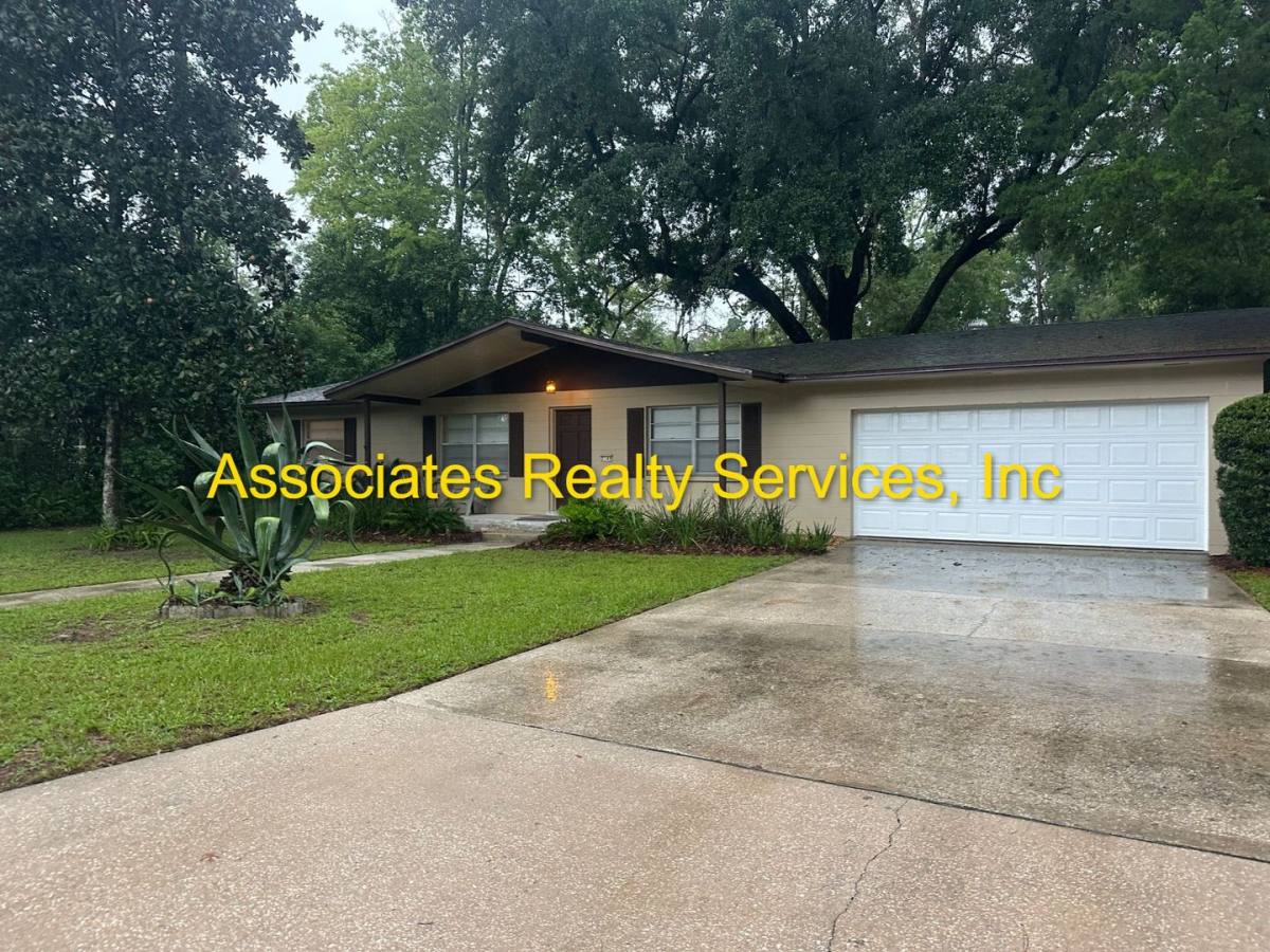 House for rent at 2149 NW 28th Place, Gainesville, FL 32605