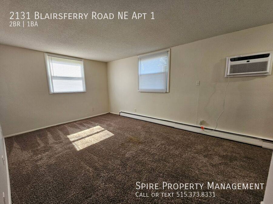 Apartment for rent at 2131 Blairsferry Rd NE #1, Cedar Rapids, IA 52402