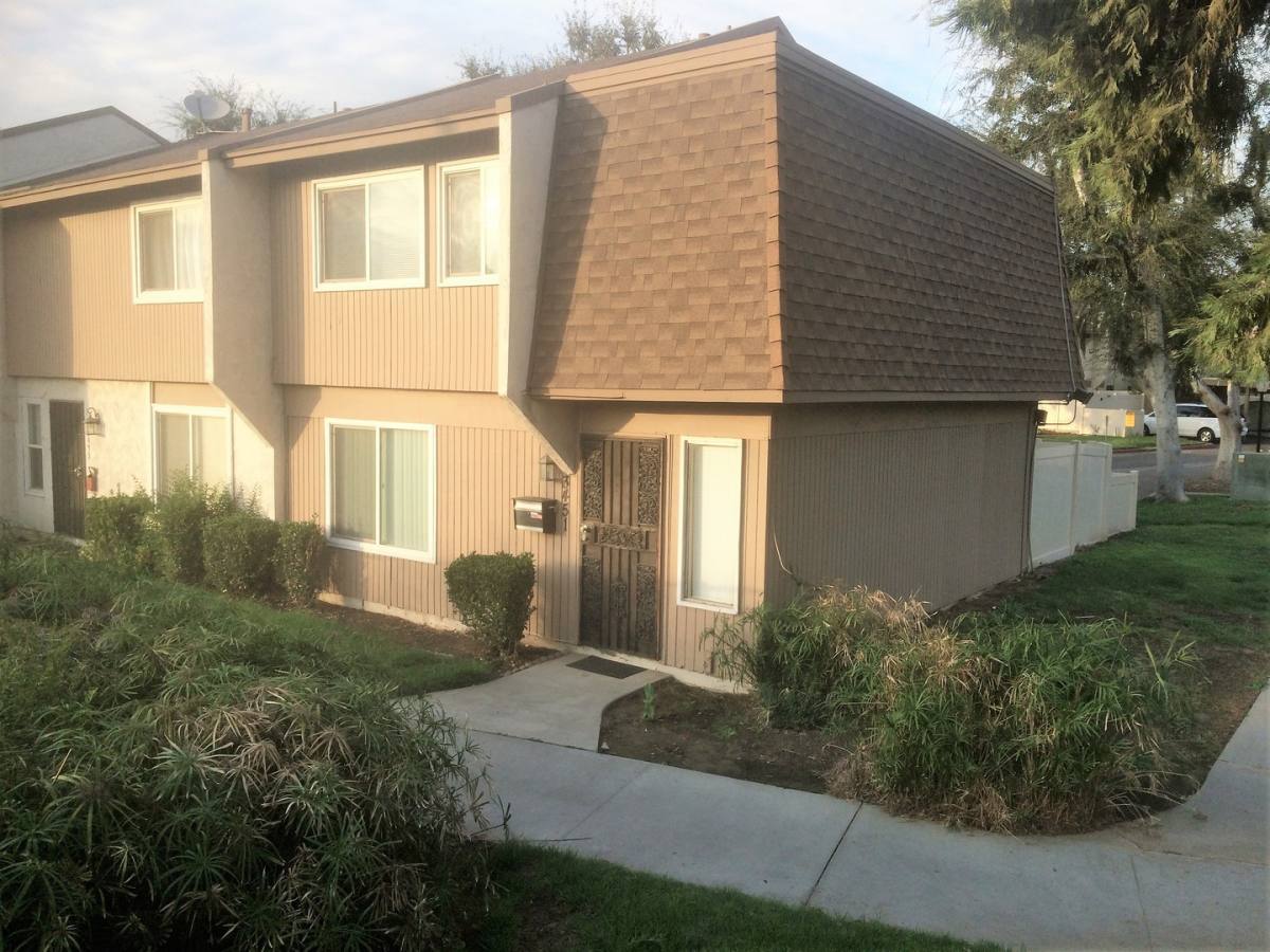 Condo for rent at 3451 Columbia Ave, Riverside, CA 92501