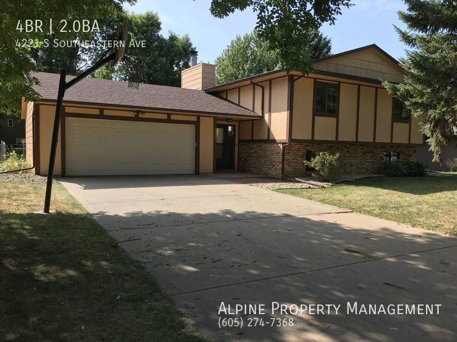 House for rent at 4221 S Southeastern Ave, Sioux Falls, SD 57103