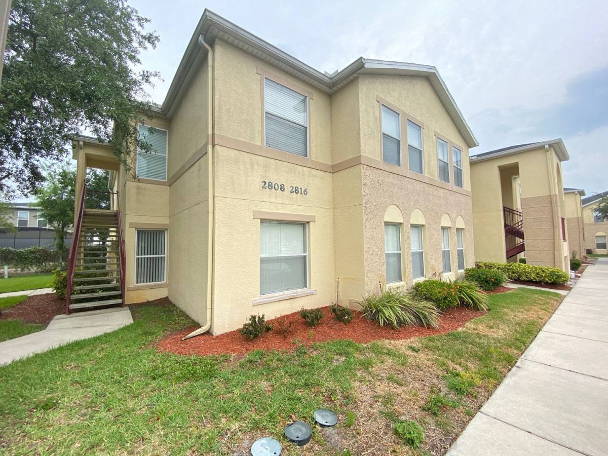 Condo for rent at 2810 Club Cortile Circle, Kissimmee, FL 34746