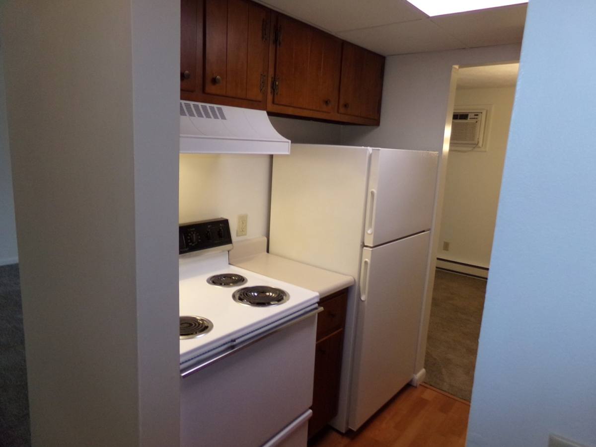 Apartment for rent at 995, 997 N Market St, Troy, OH 45373