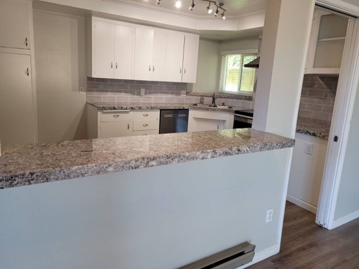 Apartment for rent at 1318-1350 Shadow Lane, Fullerton, CA 92831