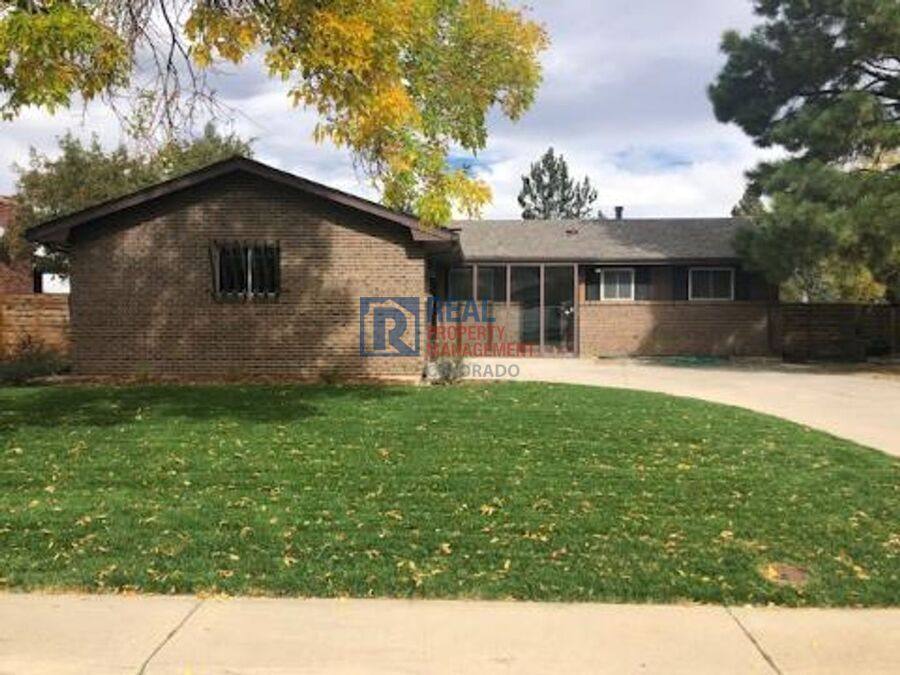 House for rent at 8275 W 71st Ave, Arvada, CO 80004