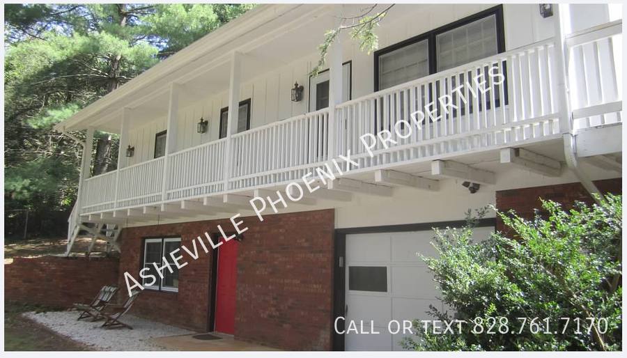 House for rent at 17 Brookcliff Dr, Asheville, NC 28804