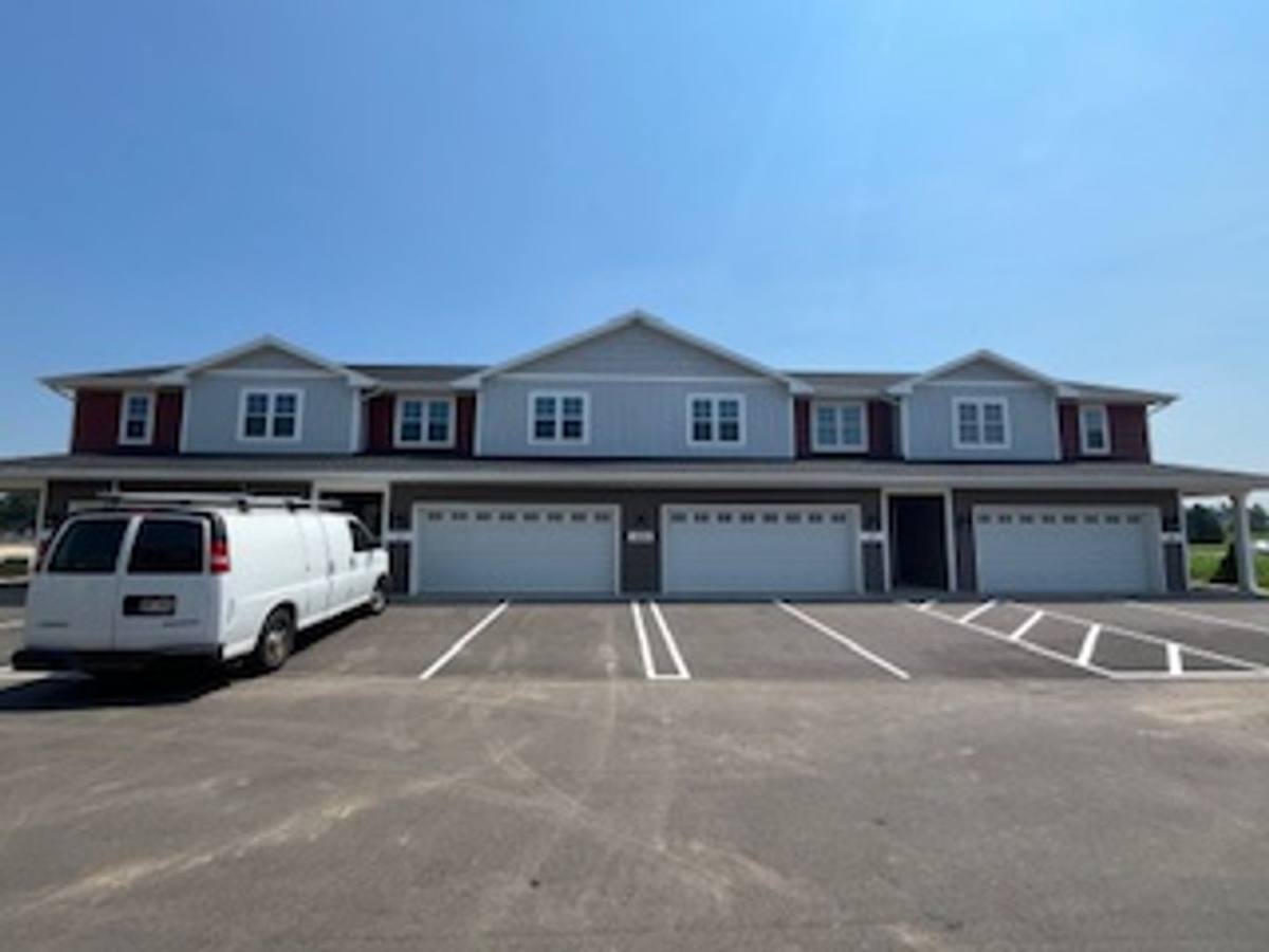 Apartment for rent at 1003 Upper Glacier Path, Milton, WI 53563