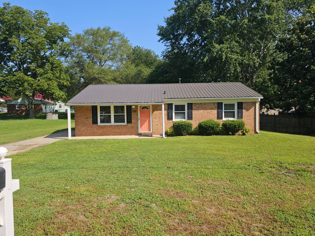 House for rent at 406 Judd St, Sanford, NC 27332